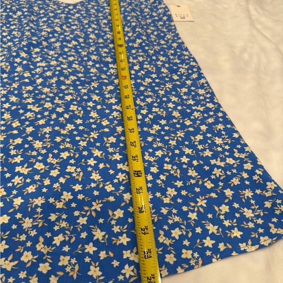 Billabong 90s Babe Mini dress, Blue with Yellow Floral Pattern, large - Picture 9 of 13